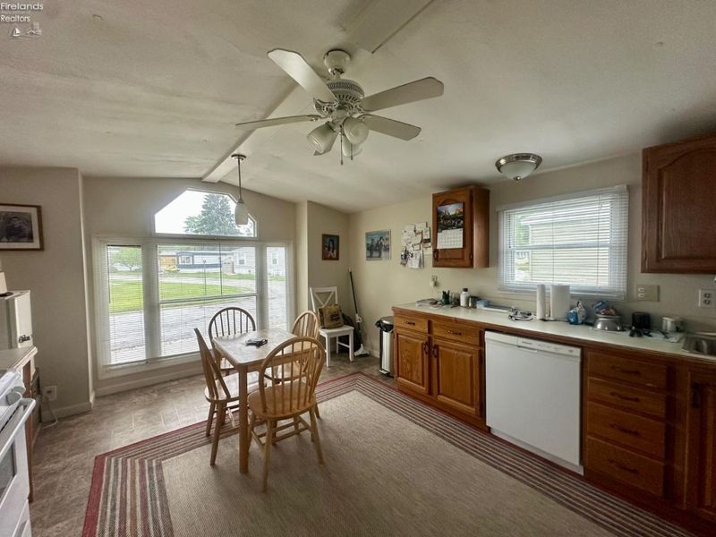 226 N Compass Drive, Vermilion, OH 44089 Photo 18