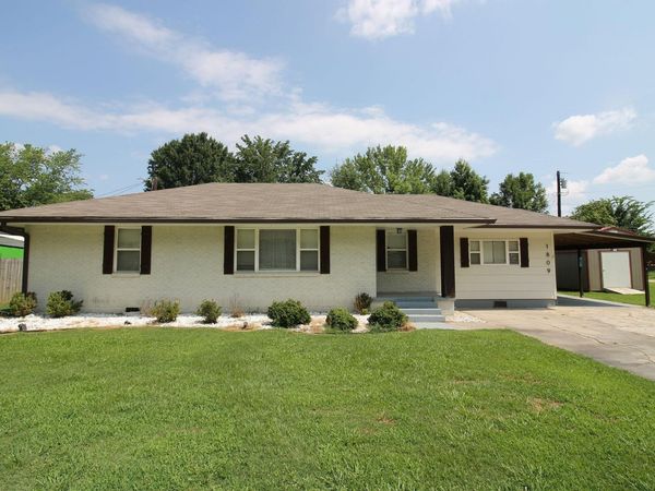1809 Woodland Drive, Paragould, AR 72450