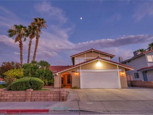 8701 Isola Drive, Las Vegas, NV 89117