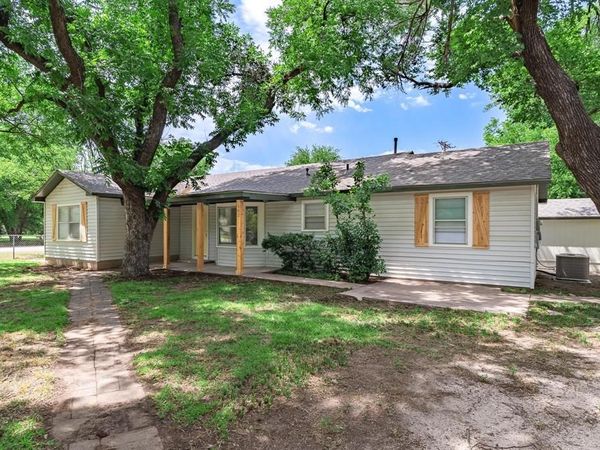 102 S 2nd Street, Clyde, TX 79510