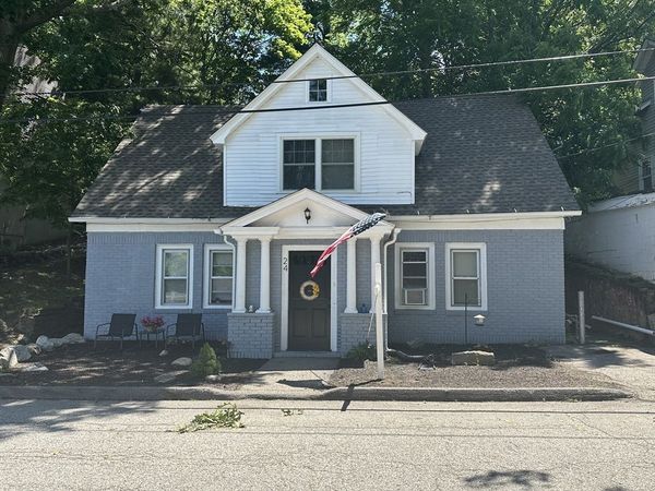 24 Proctor St, Worcester, MA 01606