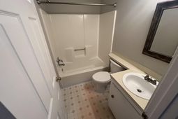 7945 Timbercreek Lane photo 4