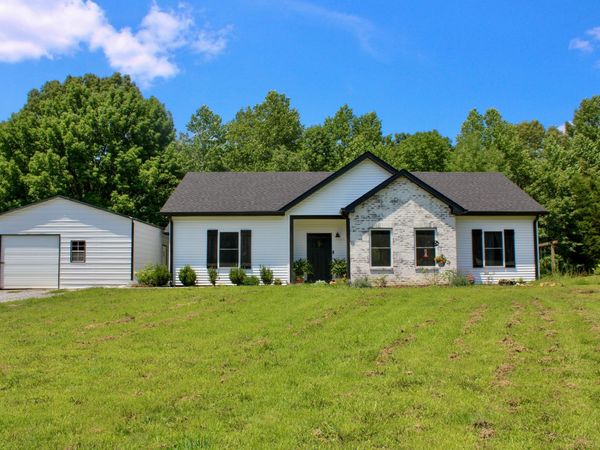 2012 Linda Ln, Cumberland Furnace, TN 37051