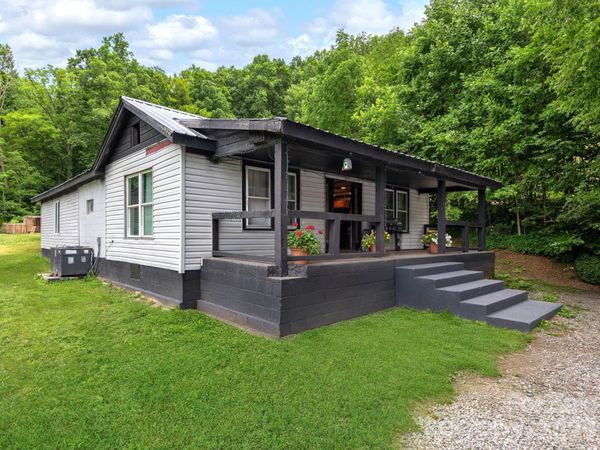 181 Harley Davidson Drive , Canton, NC 28716