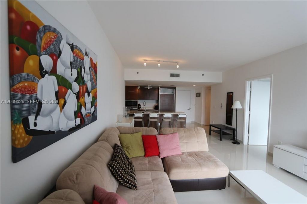 465 Brickell Ave, Unit 4706, Miami, FL 33131 Photo