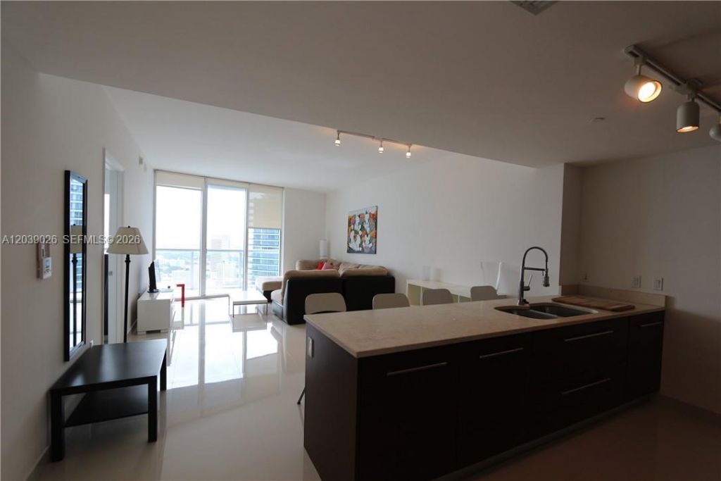 465 Brickell Ave, Unit 4706, Miami, FL 33131 Photo