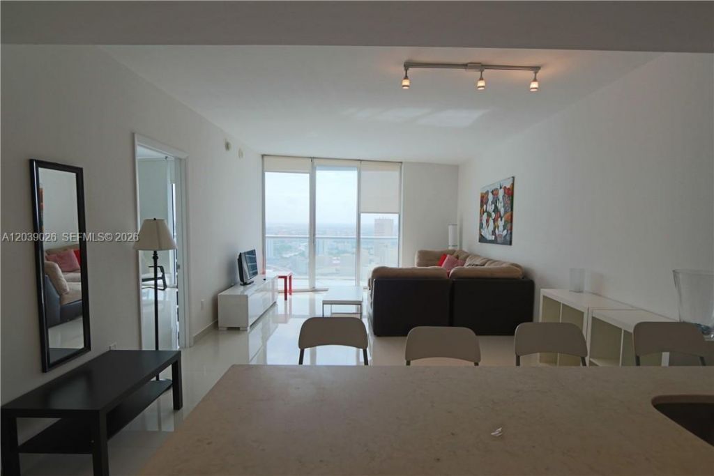 465 Brickell Ave, Unit 4706, Miami, FL 33131 Photo