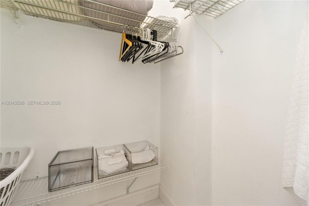 100 Lincoln Rd , Unit 306, Miami Beach, FL 33139 Photo