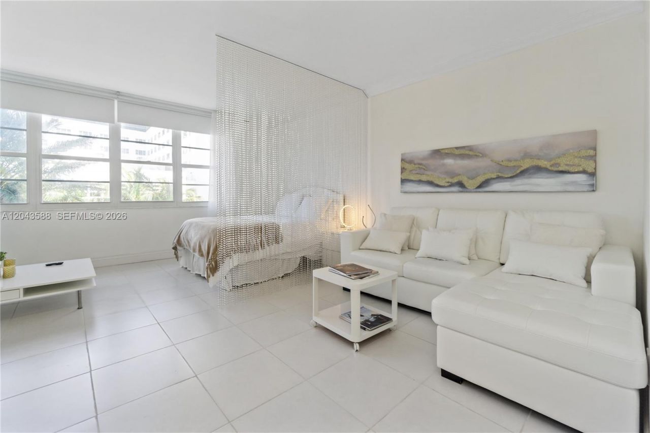 100 Lincoln Rd , Unit 306, Miami Beach, FL 33139 Photo
