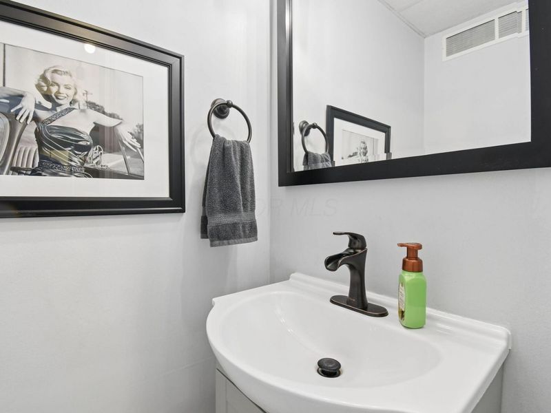 4745 Middletowne Street, Unit -4745A, Columbus, OH 43214 Photo 25
