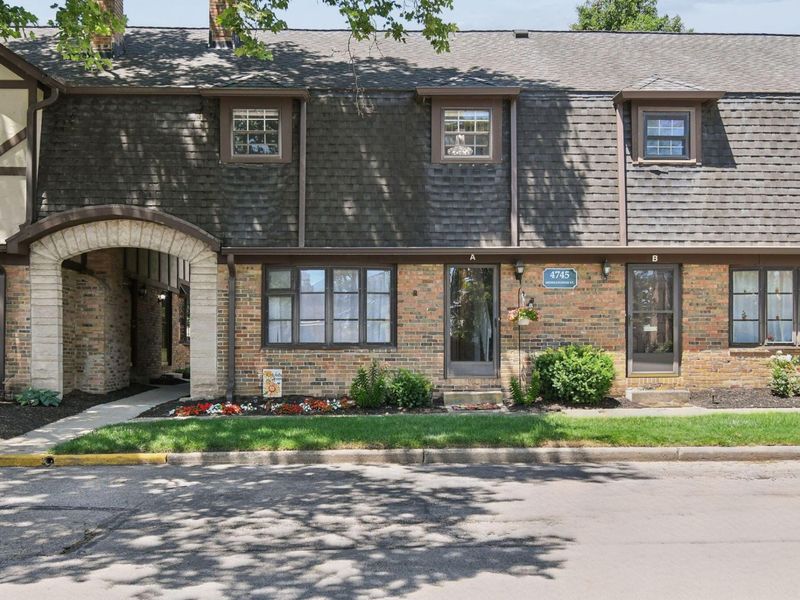 4745 Middletowne Street, Unit -4745A, Columbus, OH 43214 Photo 4