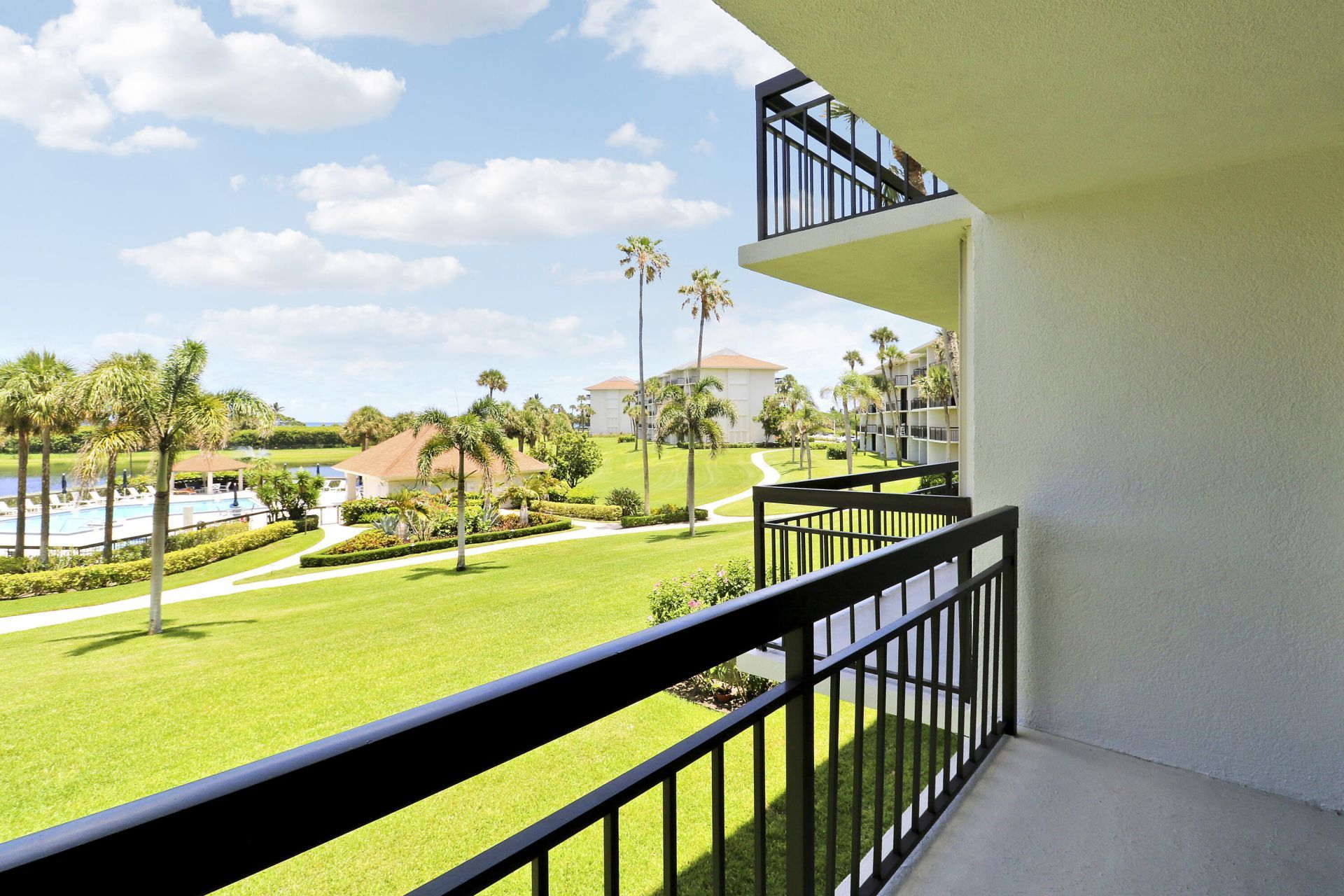 401 S Seas Drive, Unit 203, Jupiter, FL 33477 Photo