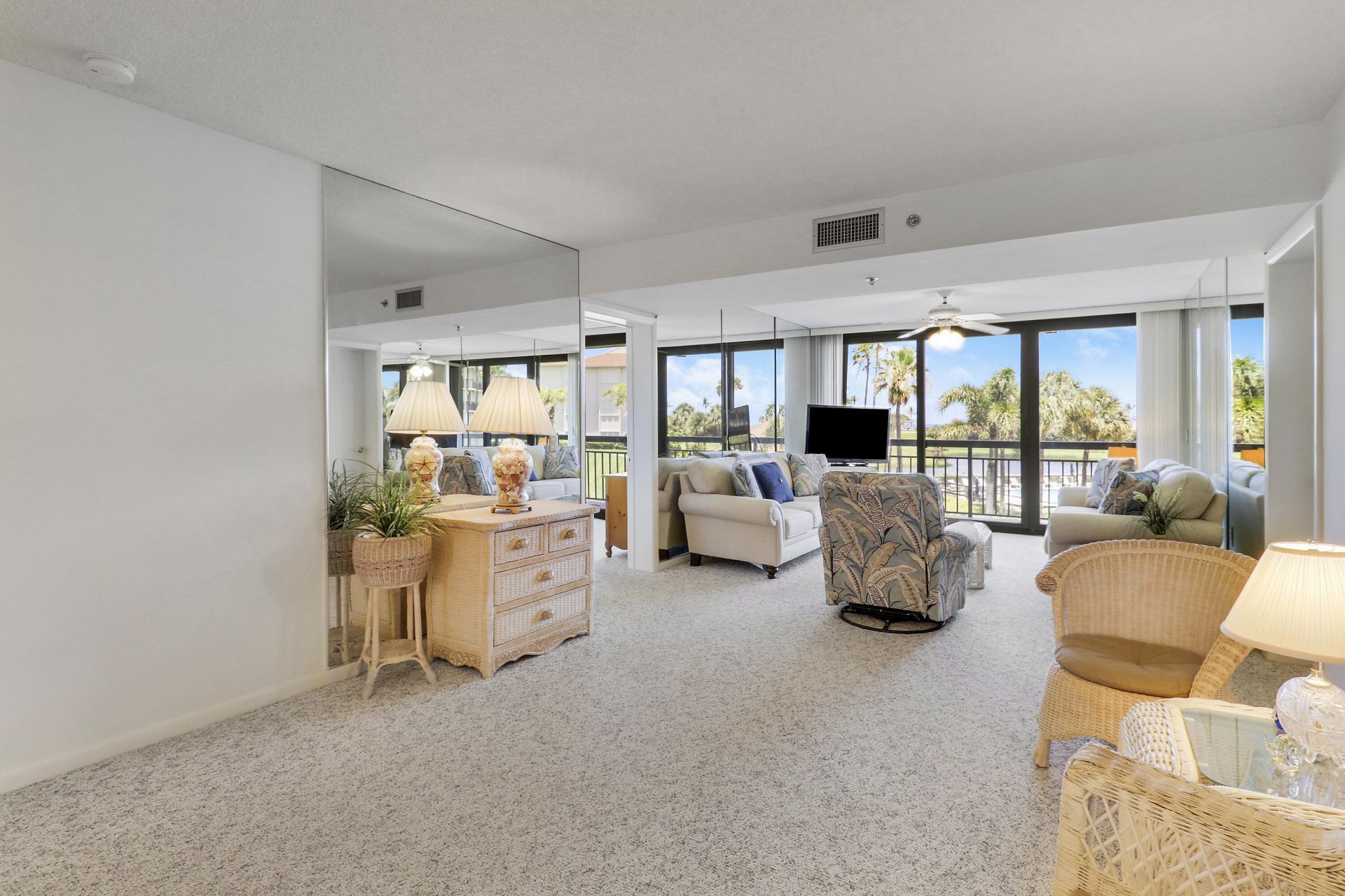 401 S Seas Drive, Unit 203, Jupiter, FL 33477 Photo