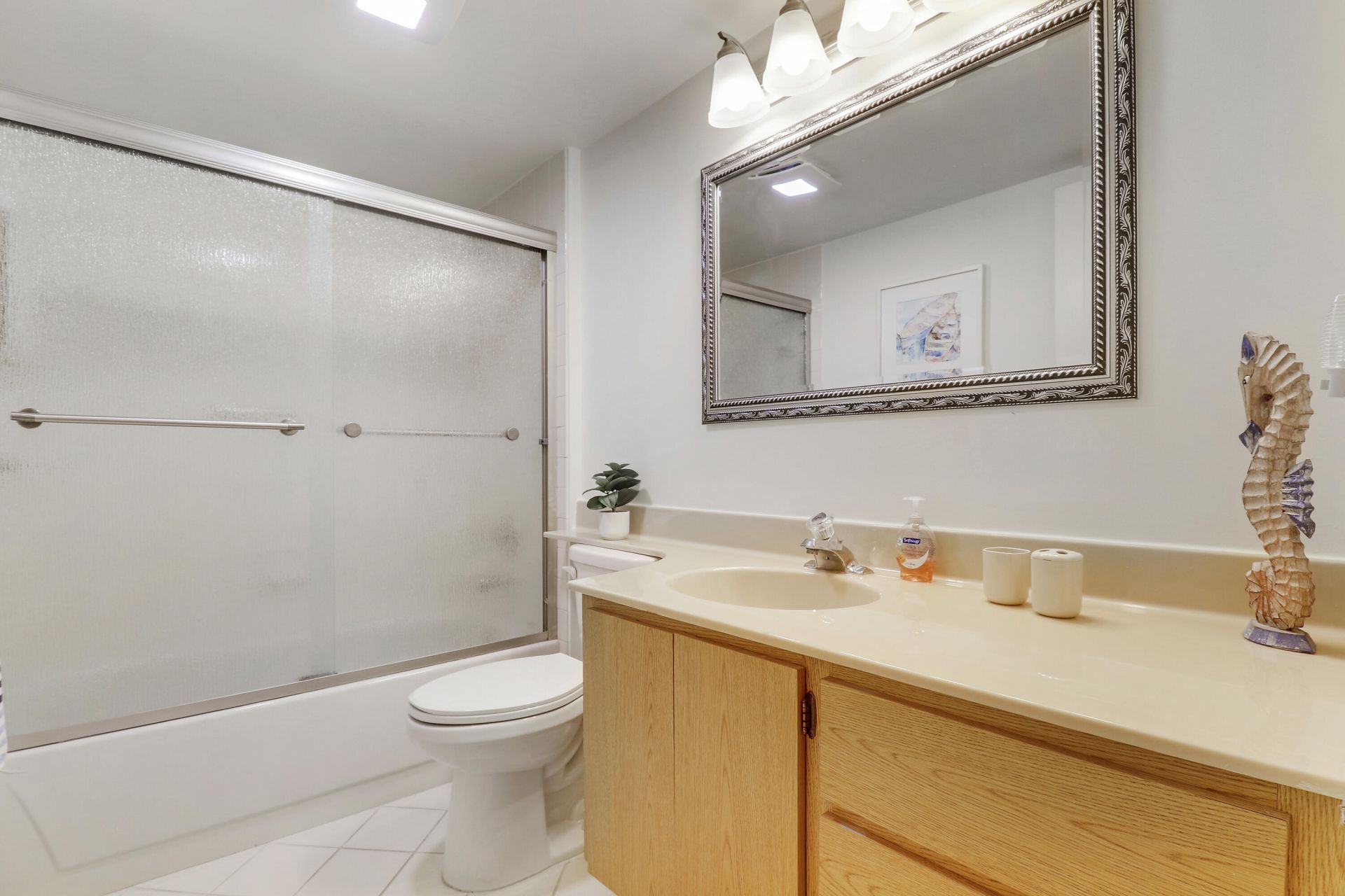 401 S Seas Drive, Unit 203, Jupiter, FL 33477 Photo