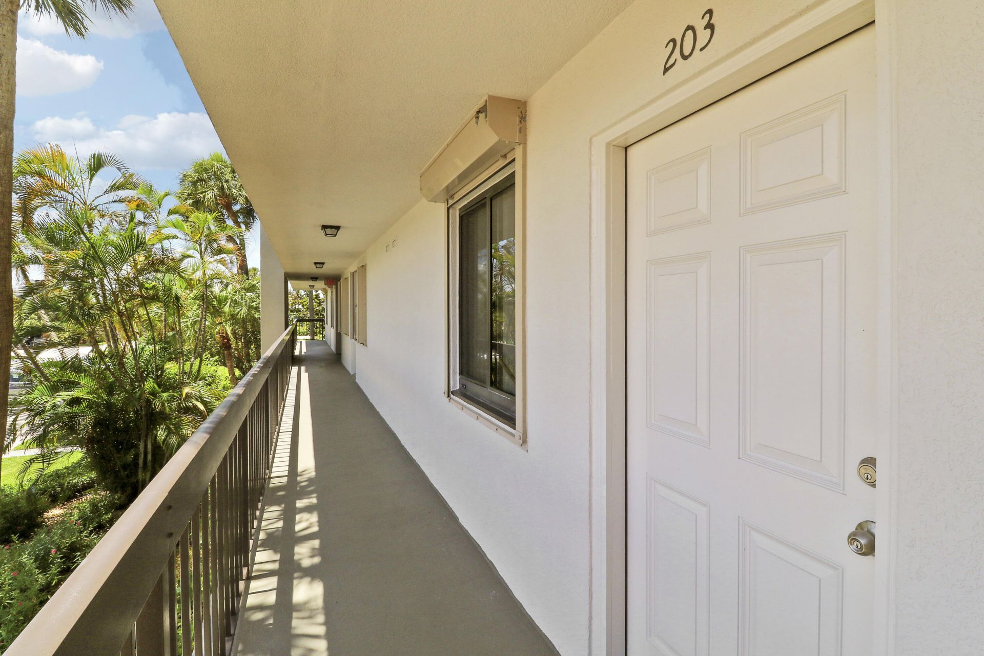 401 S Seas Drive, Unit 203, Jupiter, FL 33477 Photo