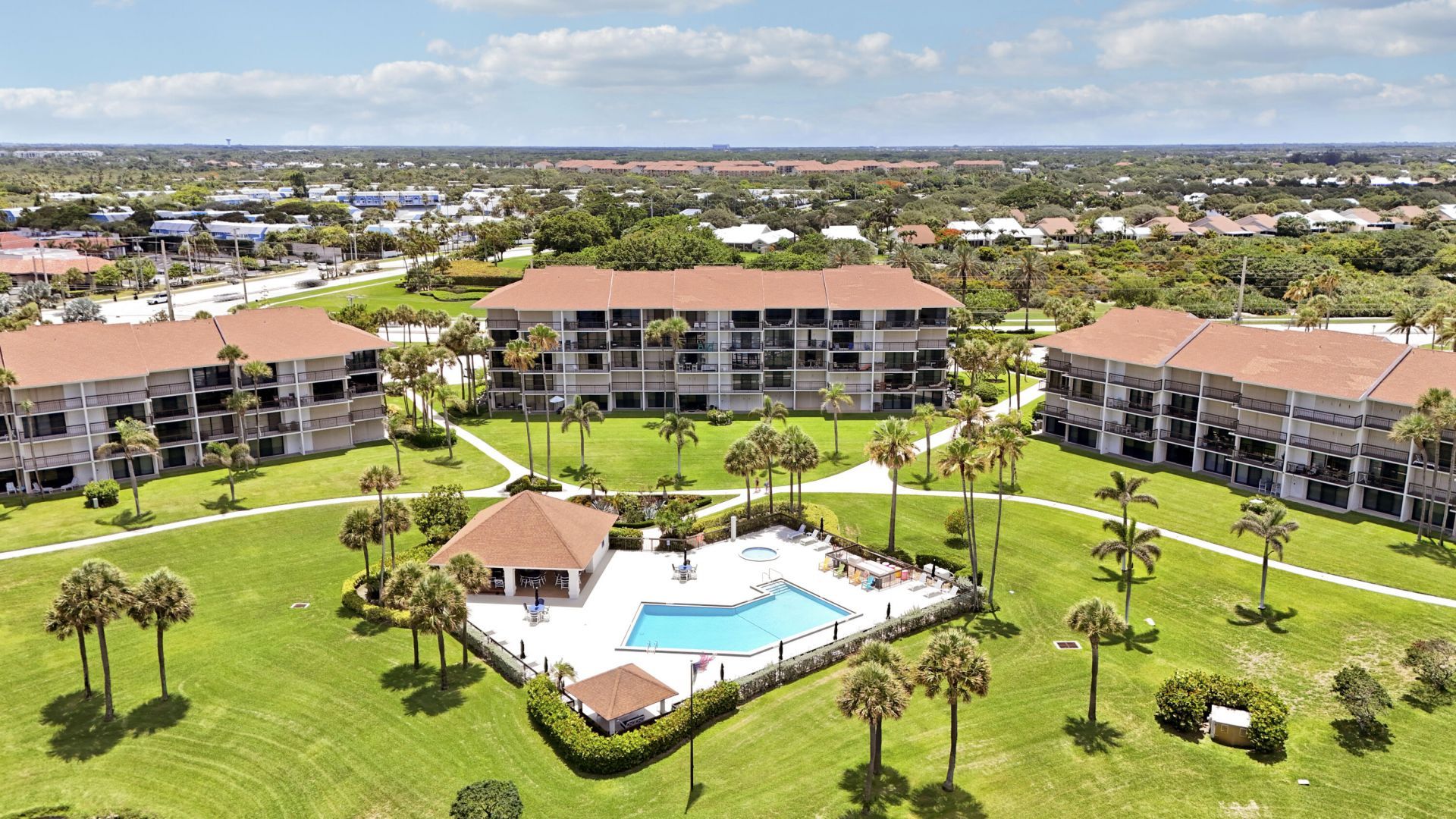 401 S Seas Drive, Unit 203, Jupiter, FL 33477 Photo
