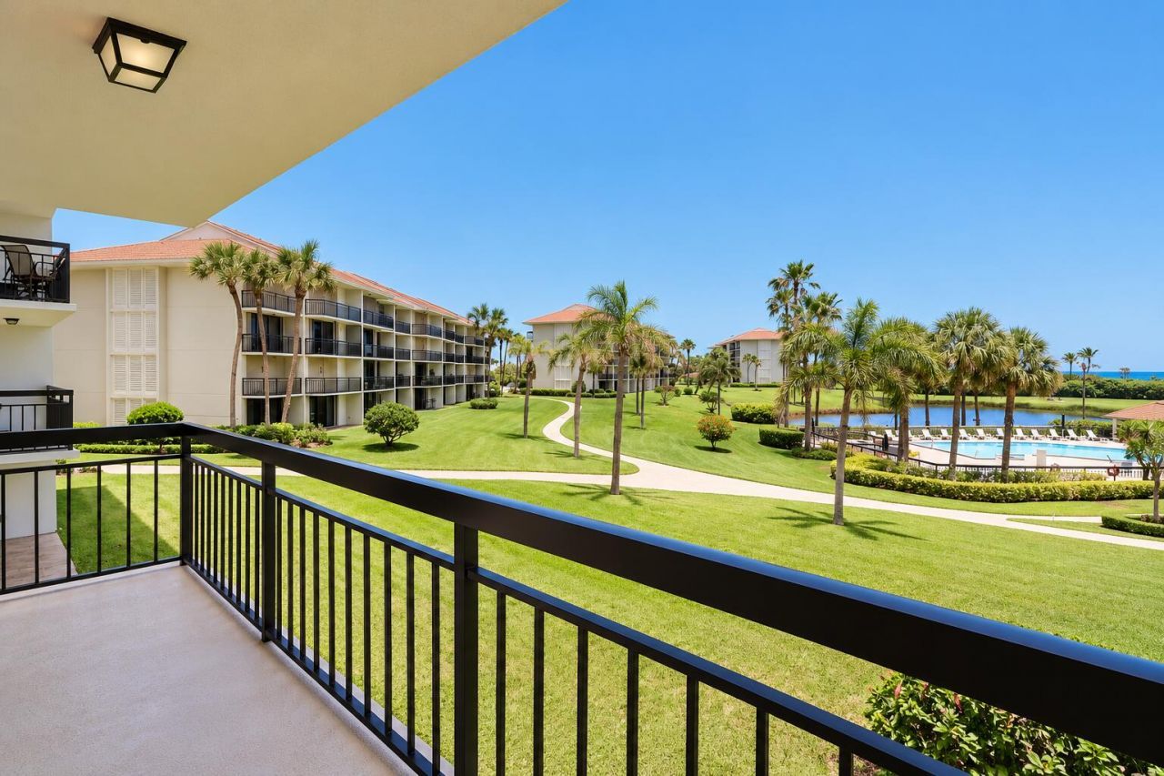 401 S Seas Drive, Unit 203, Jupiter, FL 33477 Photo
