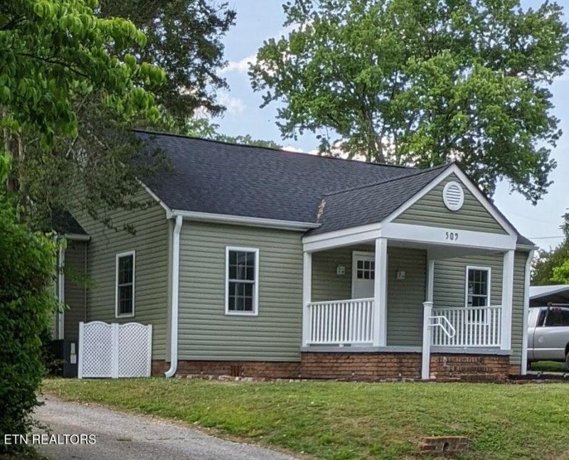 509 Ocala Drive, Knoxville, TN 37918 Main Photo