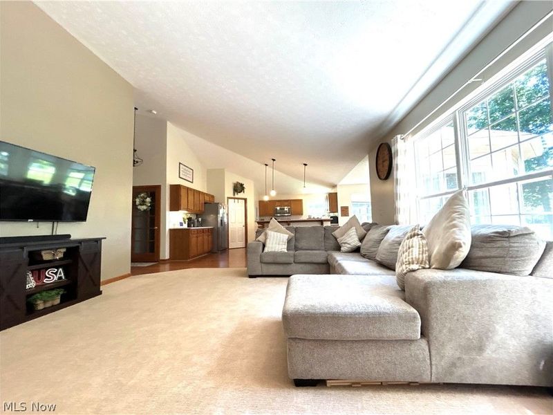 1052 Arrowhead Drive, Vermilion, OH 44089 Photo 13