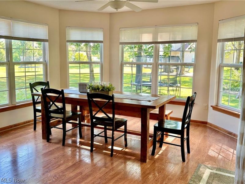 1052 Arrowhead Drive, Vermilion, OH 44089 Photo 6