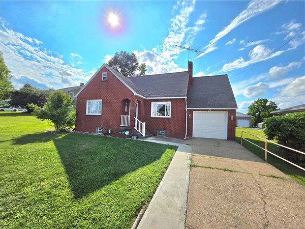 1206 1st St, Hiller, PA 15444