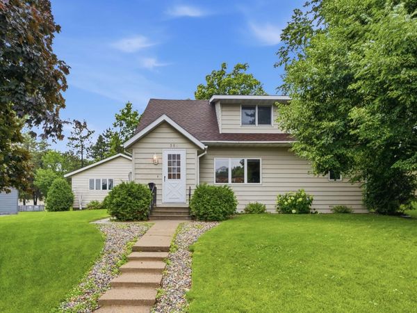 309 5th Avenue SE, Melrose, MN 56352