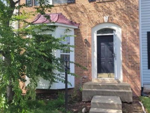 43052 CANDLEWICK SQUARE, LEESBURG, VA 20176