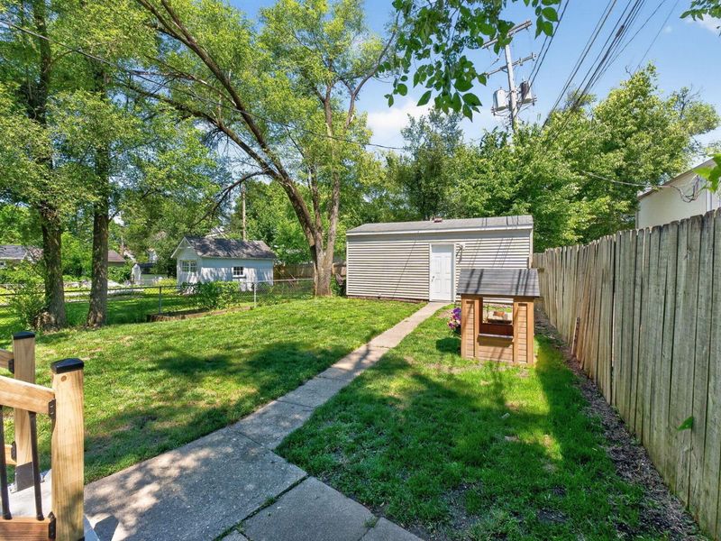 24 W Kenworth Road, Columbus, OH 43214 Photo 29