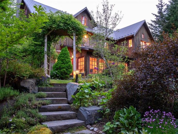 169 Armand Way , Salt Spring, BC V8K 2B6