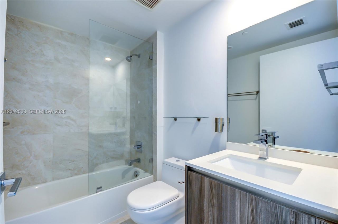 488 NE 18th St, Unit 4310, Miami, FL 33132 Photo