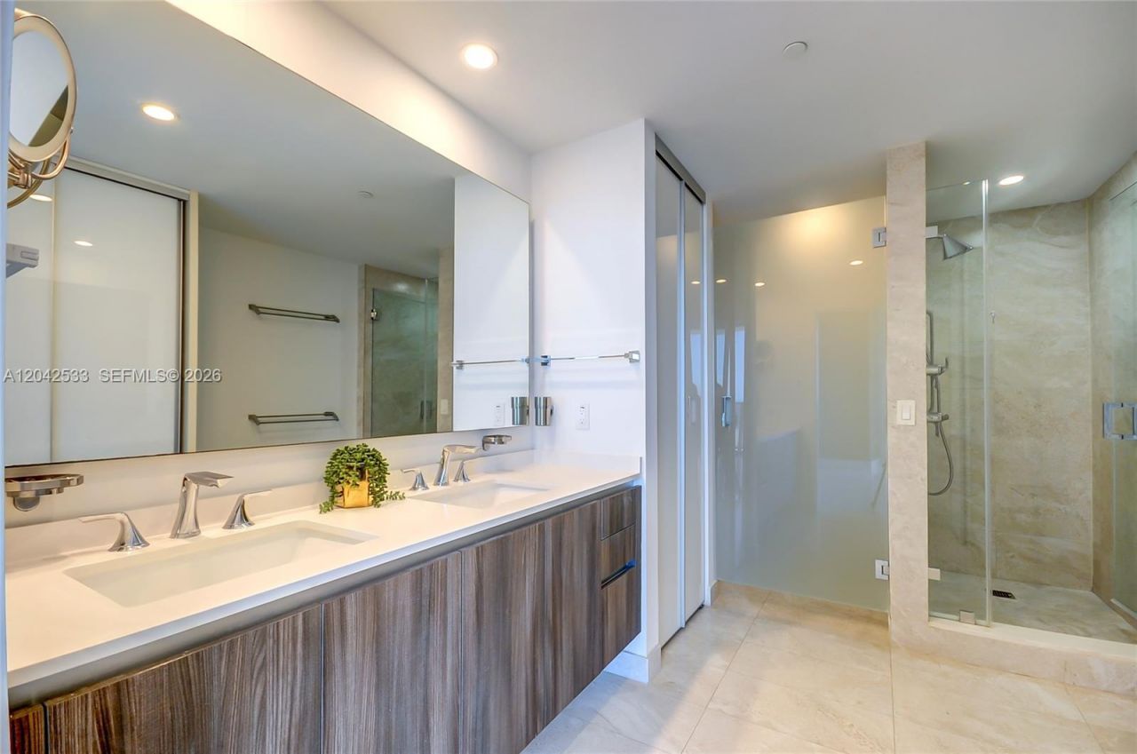 488 NE 18th St, Unit 4310, Miami, FL 33132 Photo