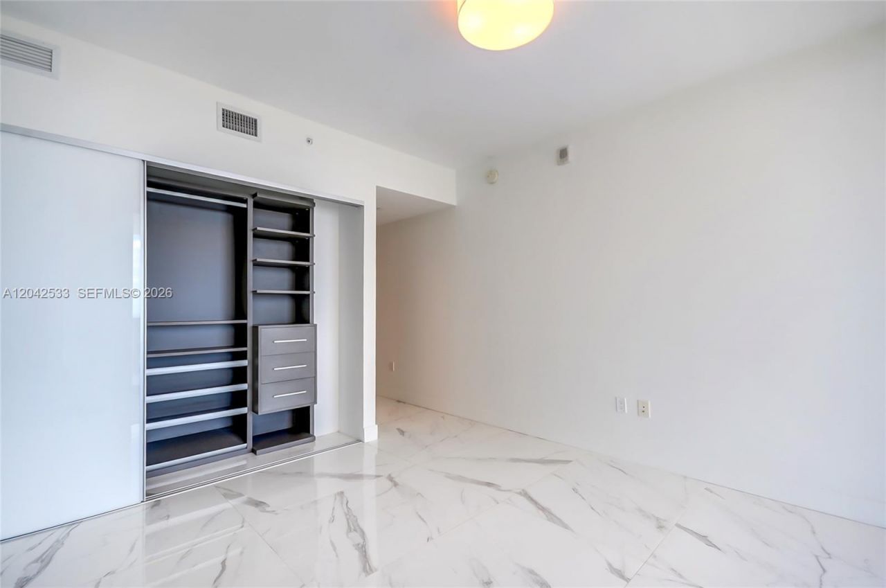 488 NE 18th St, Unit 4310, Miami, FL 33132 Photo