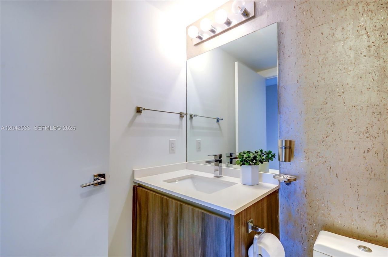 488 NE 18th St, Unit 4310, Miami, FL 33132 Photo