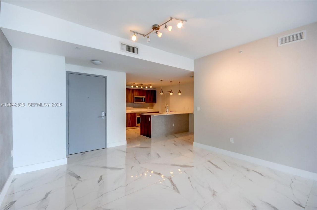 488 NE 18th St, Unit 4310, Miami, FL 33132 Photo