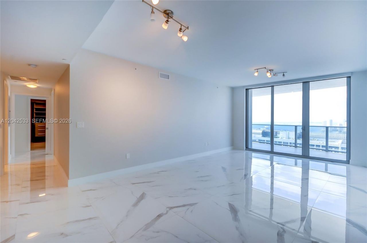 488 NE 18th St, Unit 4310, Miami, FL 33132 Photo