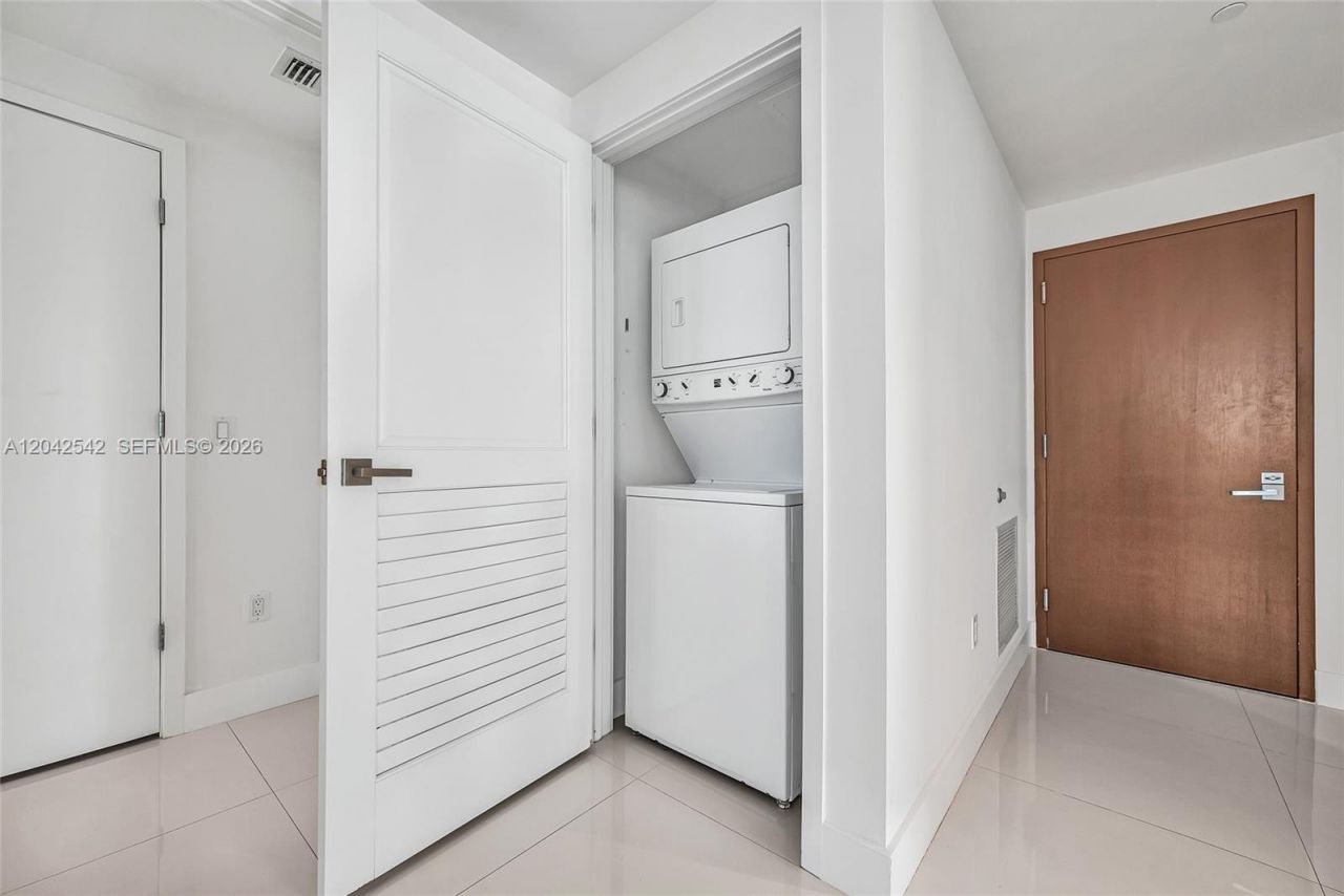 1080 Brickell Ave, Unit 1601, Miami, FL 33131 Photo
