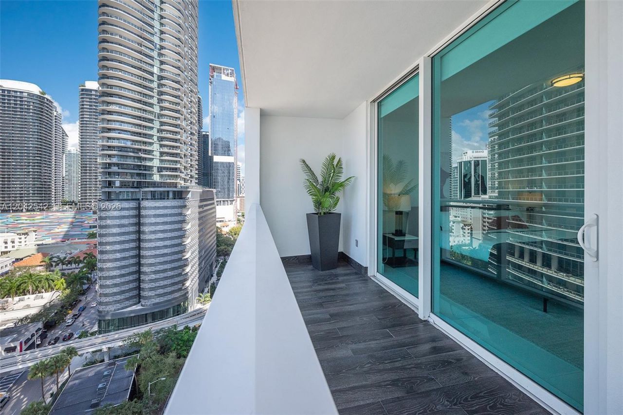 1080 Brickell Ave, Unit 1601, Miami, FL 33131 Photo