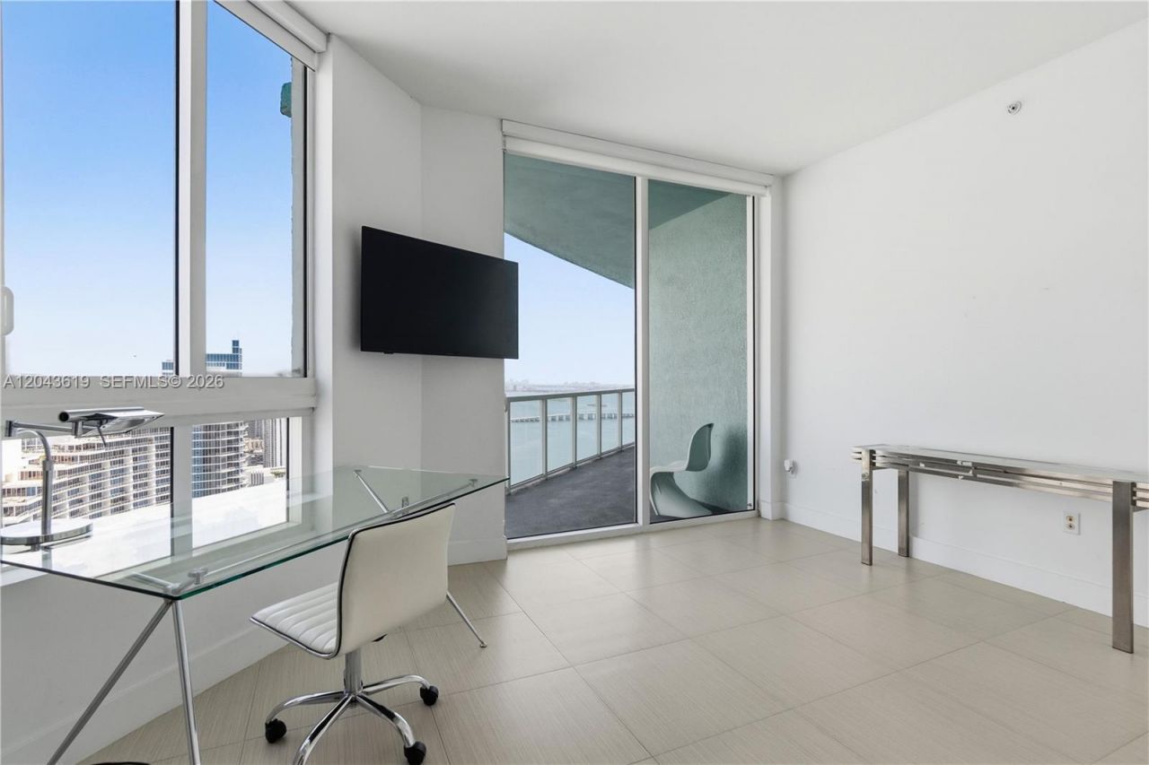 1900 N Bayshore Dr, Unit PH5006, Miami, FL 33132 Photo