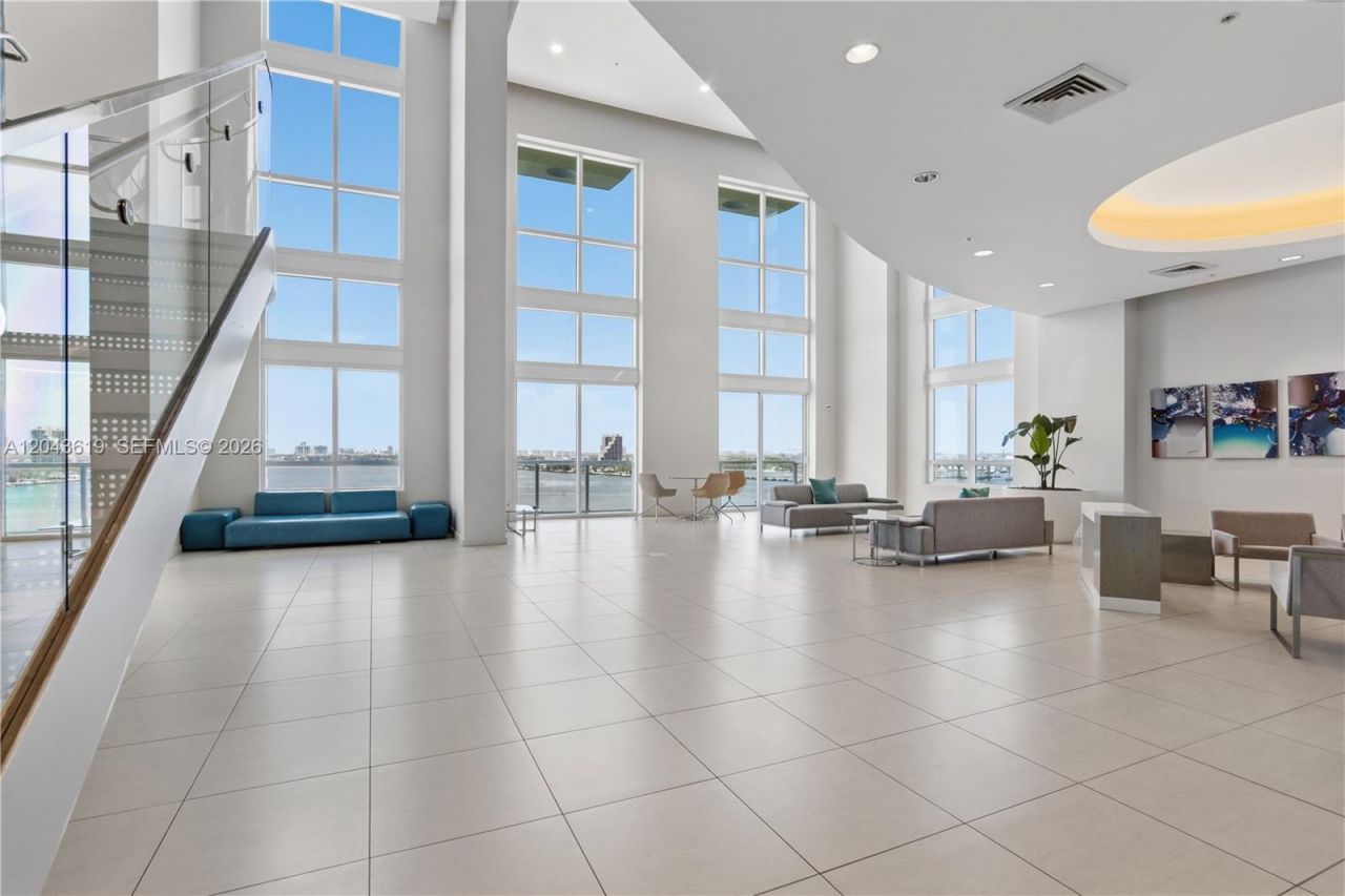 1900 N Bayshore Dr, Unit PH5006, Miami, FL 33132 Photo