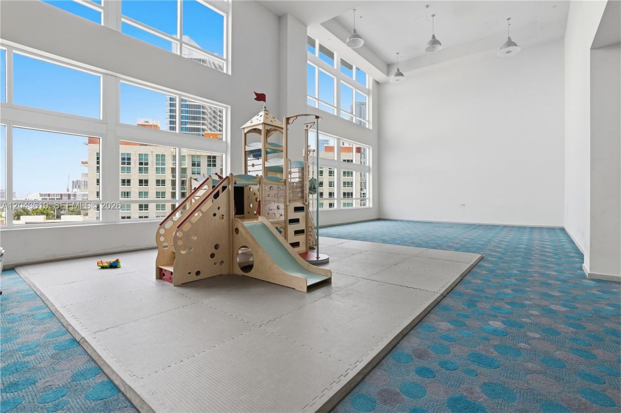 1900 N Bayshore Dr, Unit PH5006, Miami, FL 33132 Photo