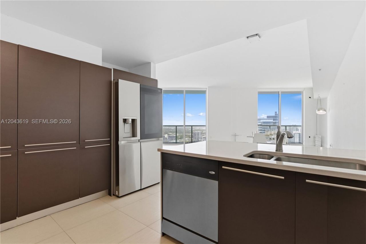 1900 N Bayshore Dr, Unit PH5006, Miami, FL 33132 Photo