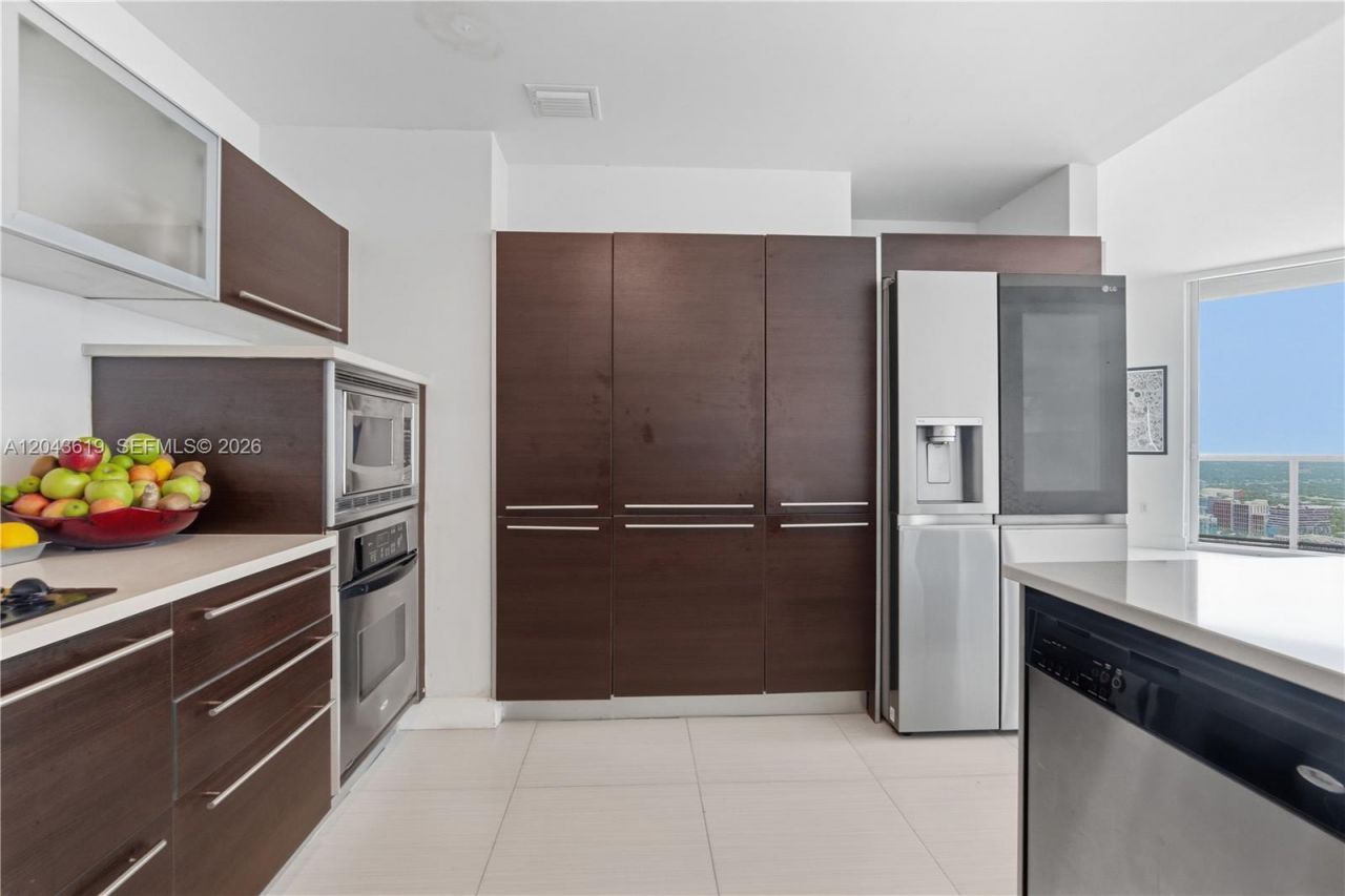 1900 N Bayshore Dr, Unit PH5006, Miami, FL 33132 Photo