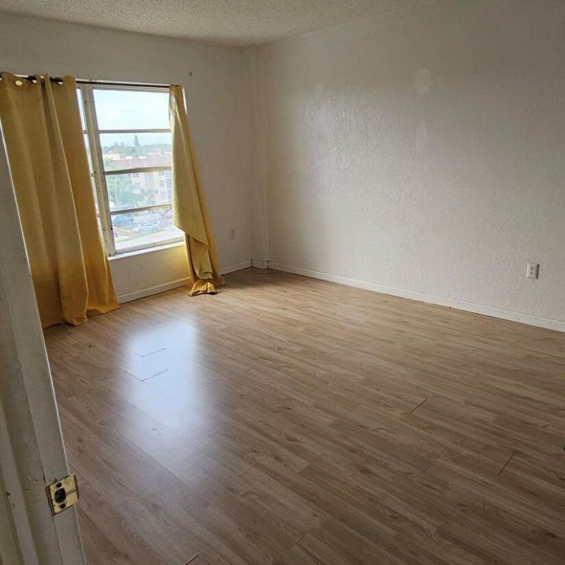 4174 Inverrary Drive, Unit 603, Lauderhill, FL 33319 Photo