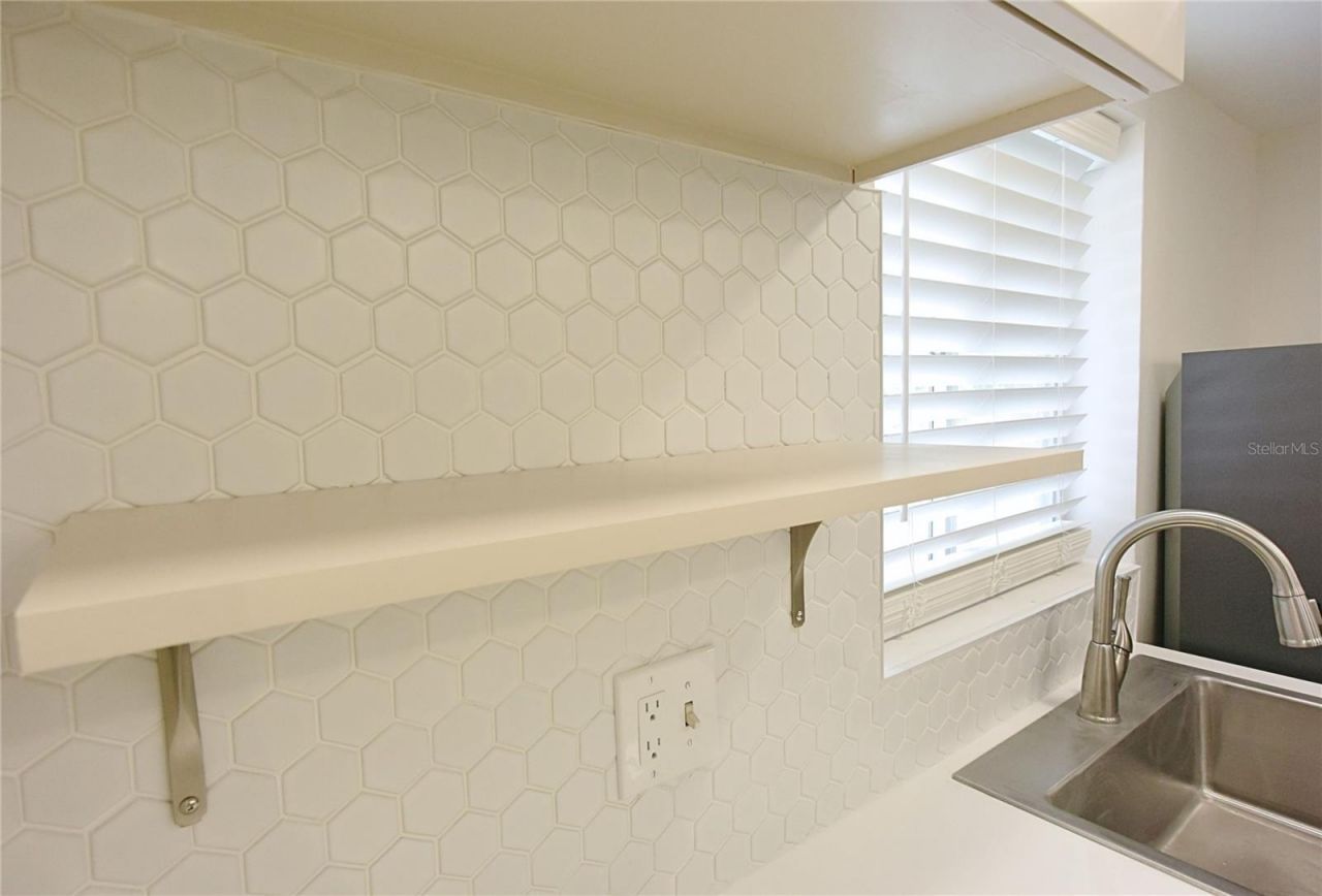 3751 S School Avenue, Unit 26, Sarasota, FL 34239 Photo