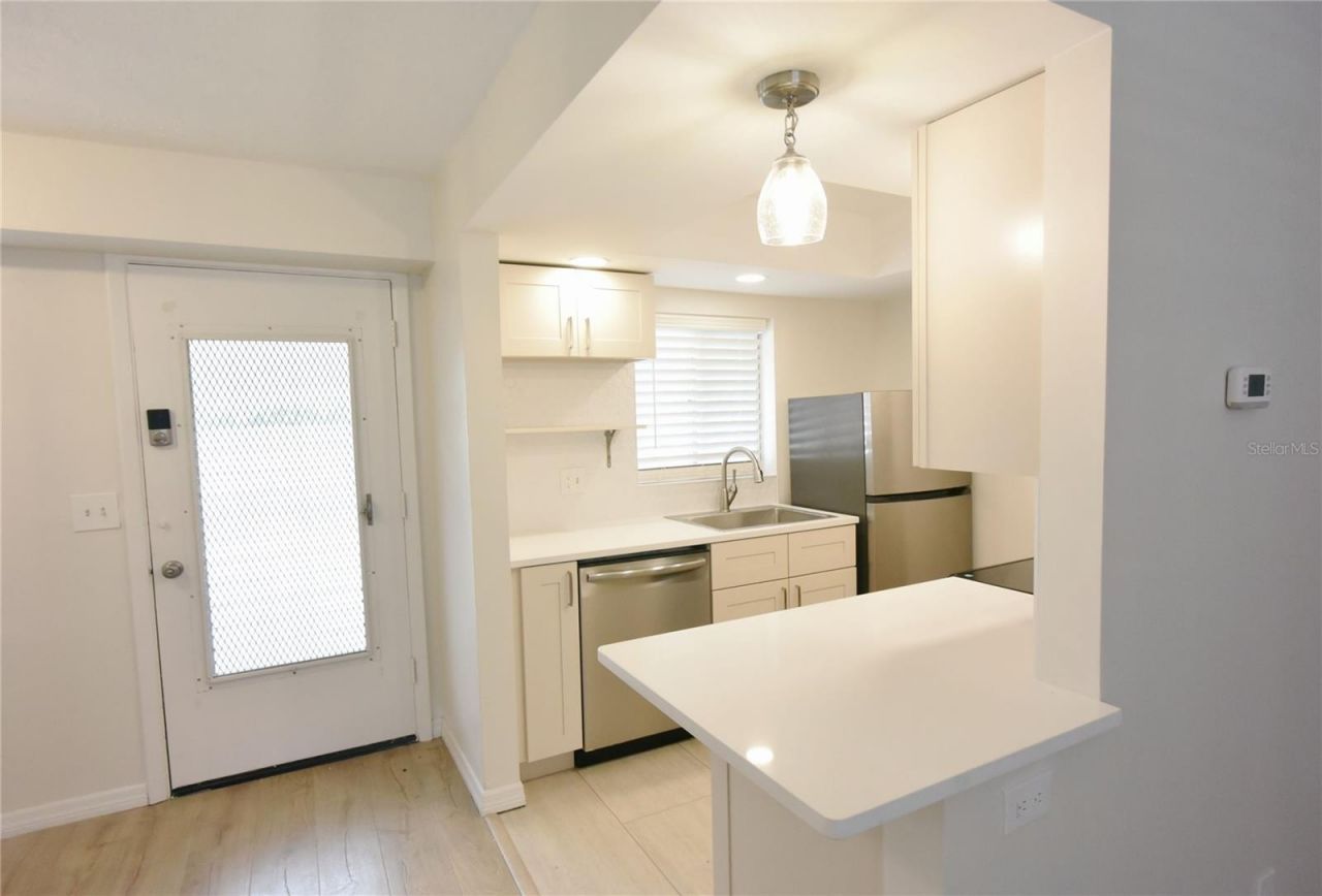 3751 S School Avenue, Unit 26, Sarasota, FL 34239 Photo