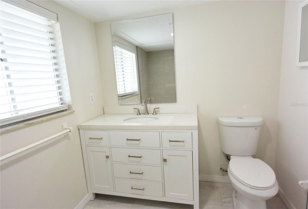 3751 S School Avenue, Unit 26, Sarasota, FL 34239 Photo
