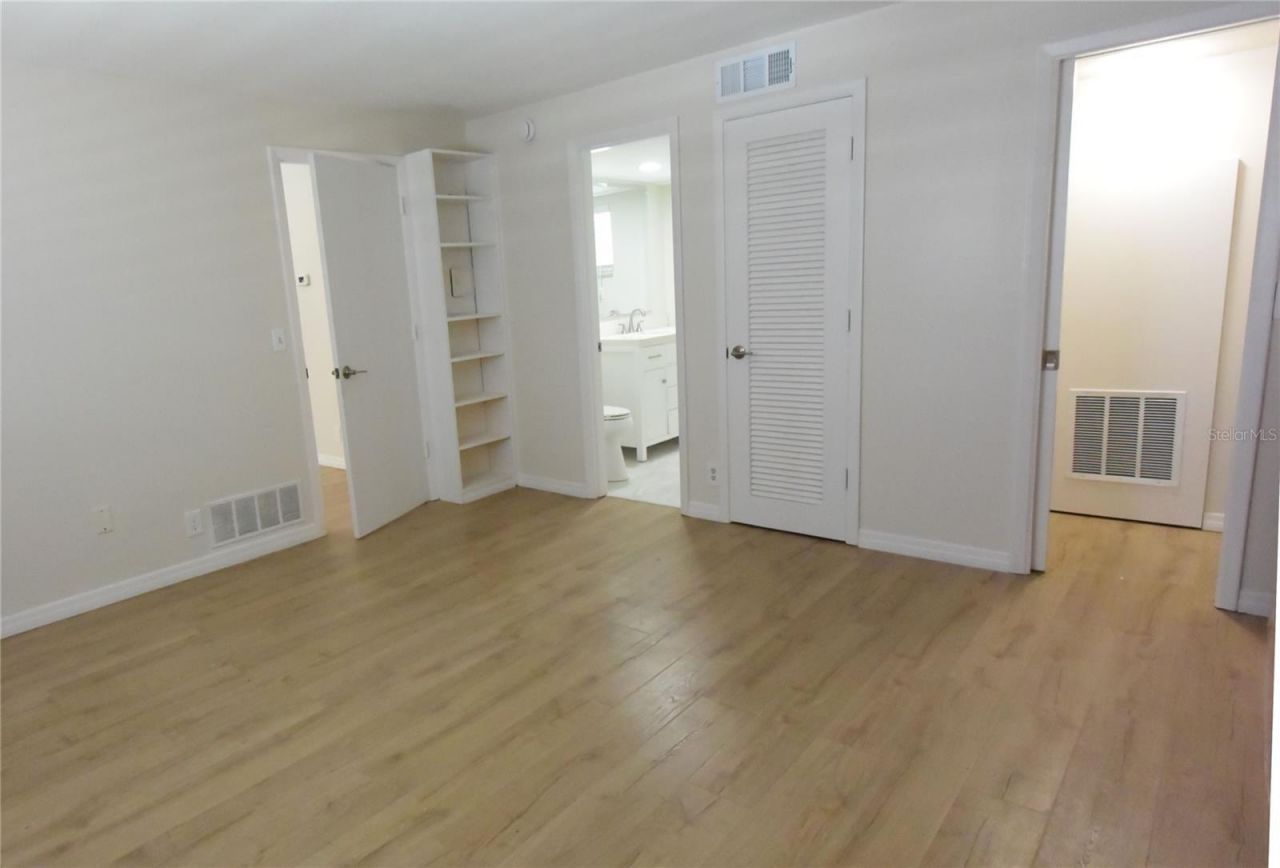 3751 S School Avenue, Unit 26, Sarasota, FL 34239 Photo