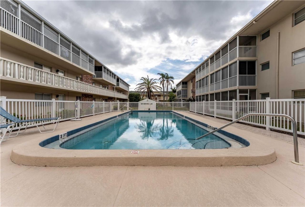 3751 S School Avenue, Unit 26, Sarasota, FL 34239 Photo