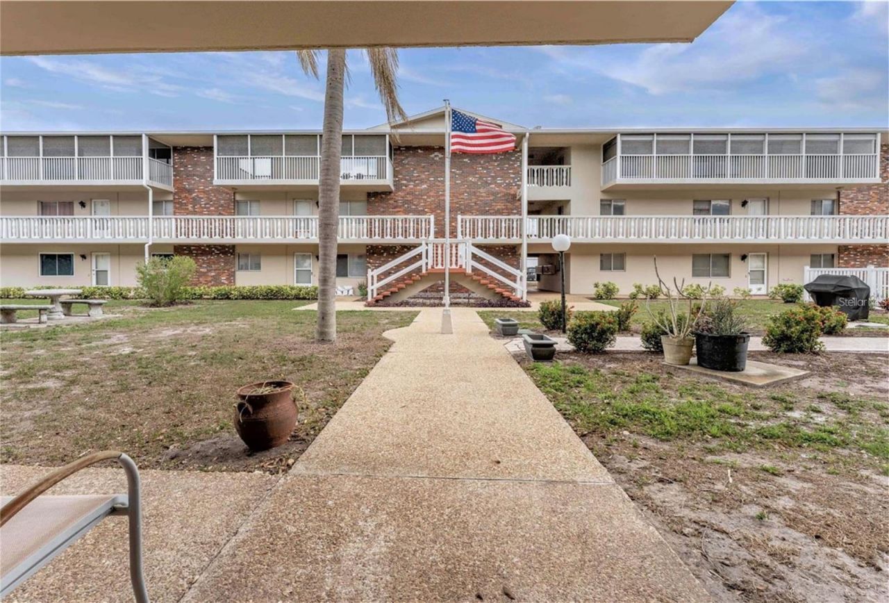 3751 S School Avenue, Unit 26, Sarasota, FL 34239 Photo