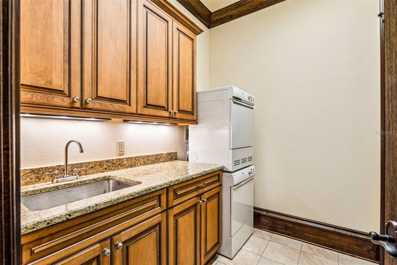 16619 Arezo Court, Montverde, FL 34756 Photo